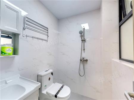 依山郡花园（二期）-卫生间