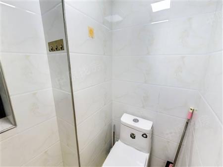 荟港尊邸2期-卫生间