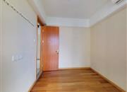 荣德雨馨公寓-主卧