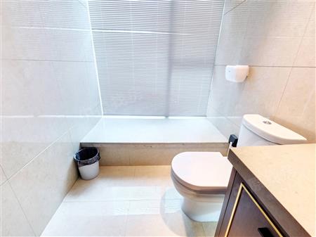 中心天元-卫生间