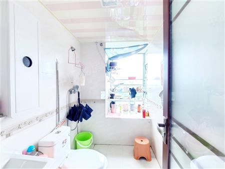 西城上筑花园-卫生间