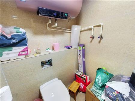 荣德国际-卫生间