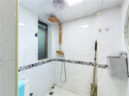 靖轩豪苑-卫生间