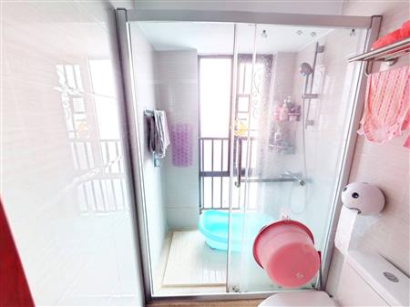 德润荣君府-卫生间