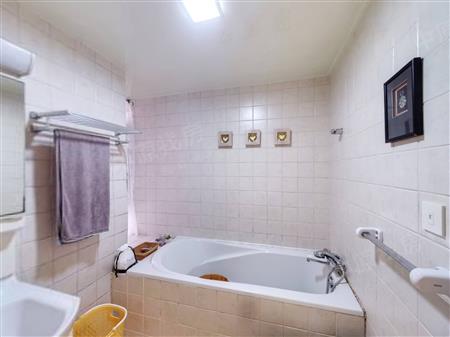 鼎太风华（三期）-卫生间