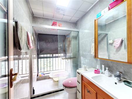 御景翠峰-卫生间