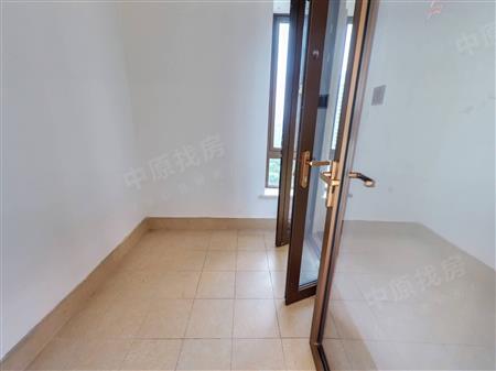 恒裕滨城花园（二期）-次卧