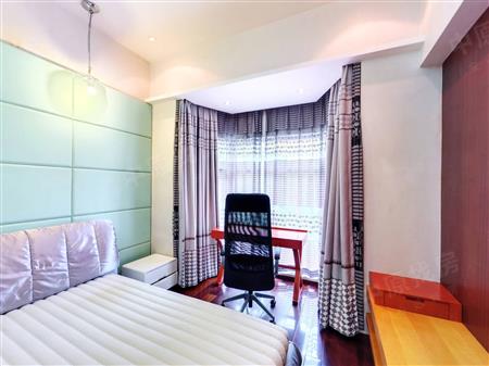 半山海景别墅-次卧