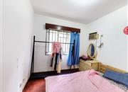 半岛花园A区-主卧