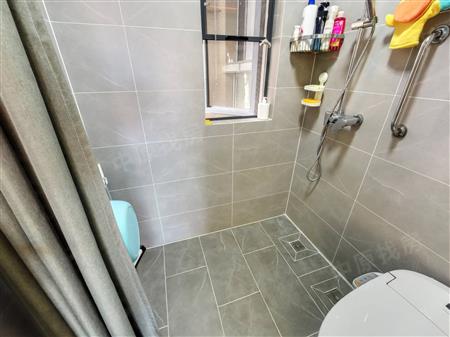 荣德荣郡轩-卫生间