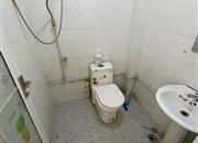 鹏基工业区-卫生间