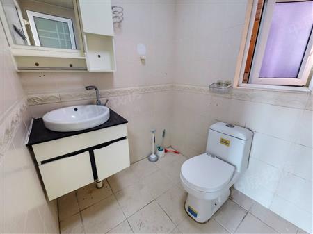 皇庭彩园-卫生间