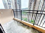 中骏蓝湾翠岭花园（一期）-阳台