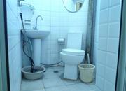 南油生活B区-卫生间