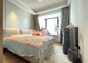 半岛城邦花园三期-主卧