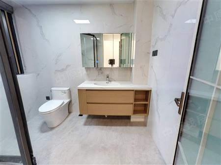 深业中城-卫生间