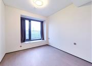 华润城润玺一期花园-次卧