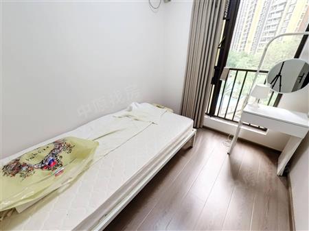 星河传奇花园（一期）-次卧