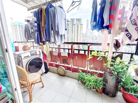 福田中港城-阳台