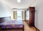 滨海之窗花园-主卧