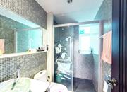 新天地名居-卫生间