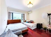 星河丹堤花园-次卧