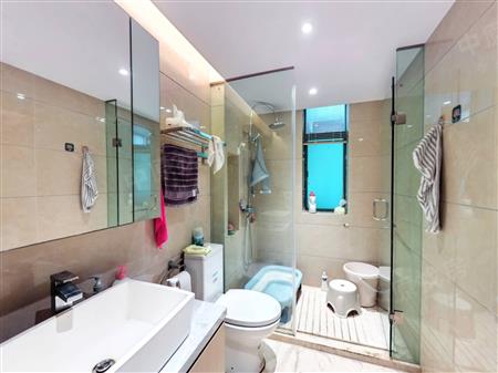 鸿业苑-卫生间