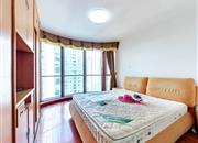 金地海景花园D区-主卧