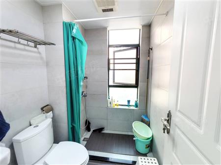 百仕达花园二期-卫生间
