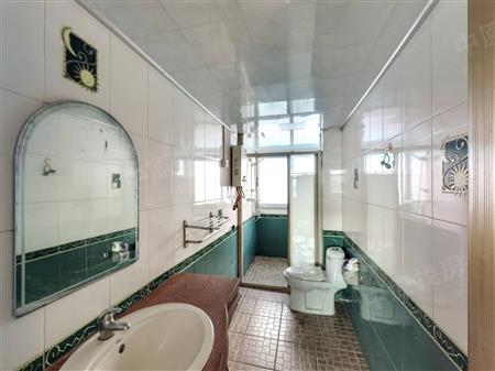 华天花园-卫生间
