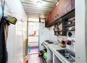 新秀村南109号大院-厨房