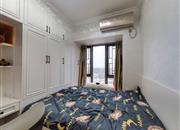 麟恒中心广场-次卧