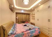 麟恒中心广场-主卧