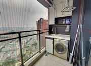 麟恒中心广场-阳台