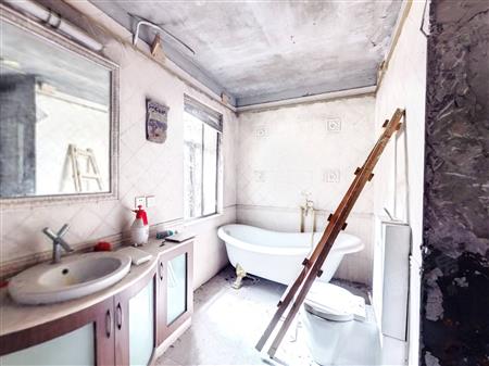 百仕达花园一期-卫生间