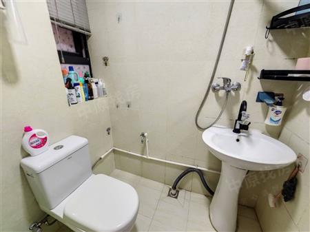 龙悦居四期-卫生间