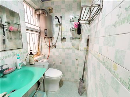 中加名园-卫生间