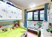 金亨利首府-次卧