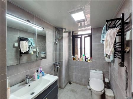 润科华府（一期）-卫生间