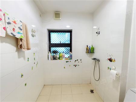 四海宜家-卫生间