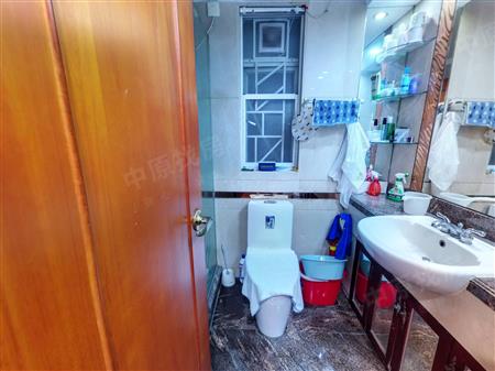 黄埔雅苑（一期翠悠园）-卫生间