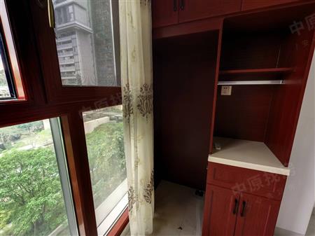 新天鹅堡三期-阳台