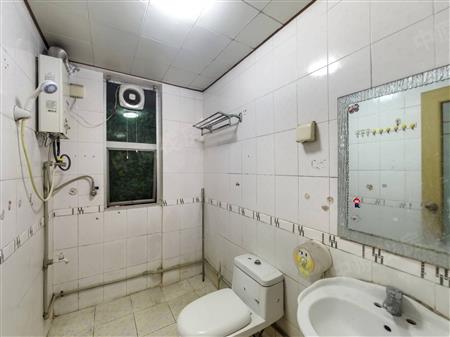 隆盛花园-卫生间