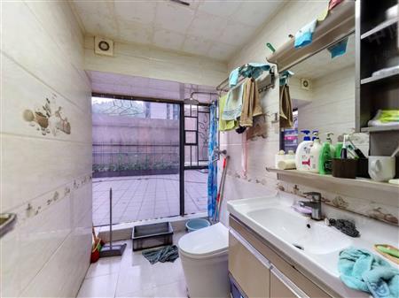 尚峰花园-卫生间