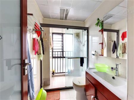 和谐家园-卫生间