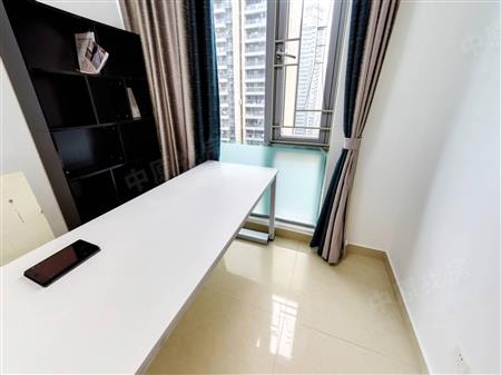 阳光海滨花园-次卧