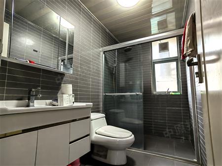 百仕达东郡-卫生间