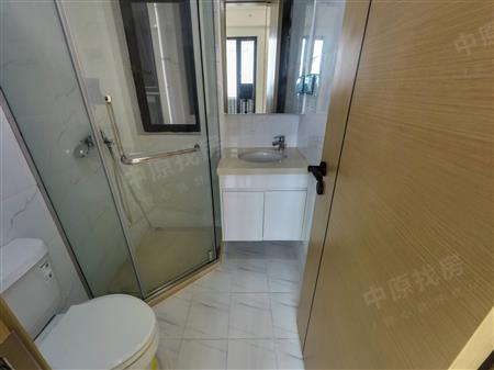 君胜熙珑山花园-卫生间