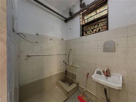 天源大厦-卫生间