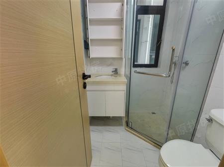 君胜熙珑山花园-卫生间